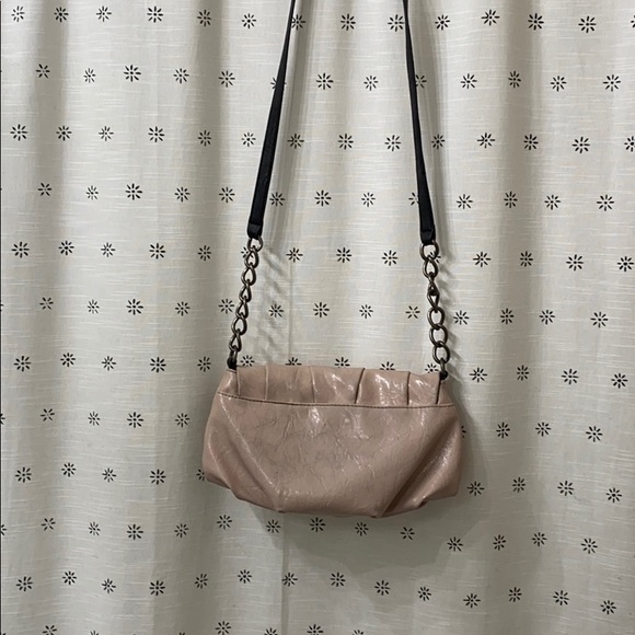 Simply Vera Vera Wang Crossbody Bag - Picture 4 of 8